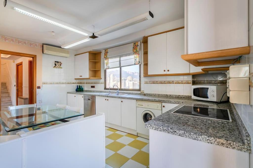 Ferienwohnung Atico Con Gran Terraza Benidorm Exterior foto
